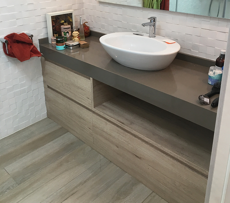 Trabajos en muebles de baño